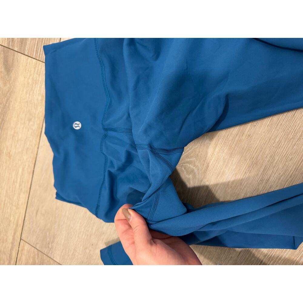 Lululemon Wunder Train High-Rise Tight 28" Capri size 4 - Picture 5 of 6